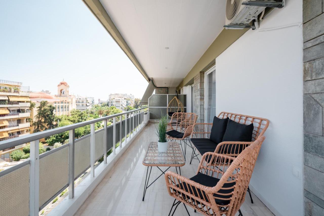 Luxury 4 Bedrooms Apartment Near Flisvos Marina Pireo Esterno foto