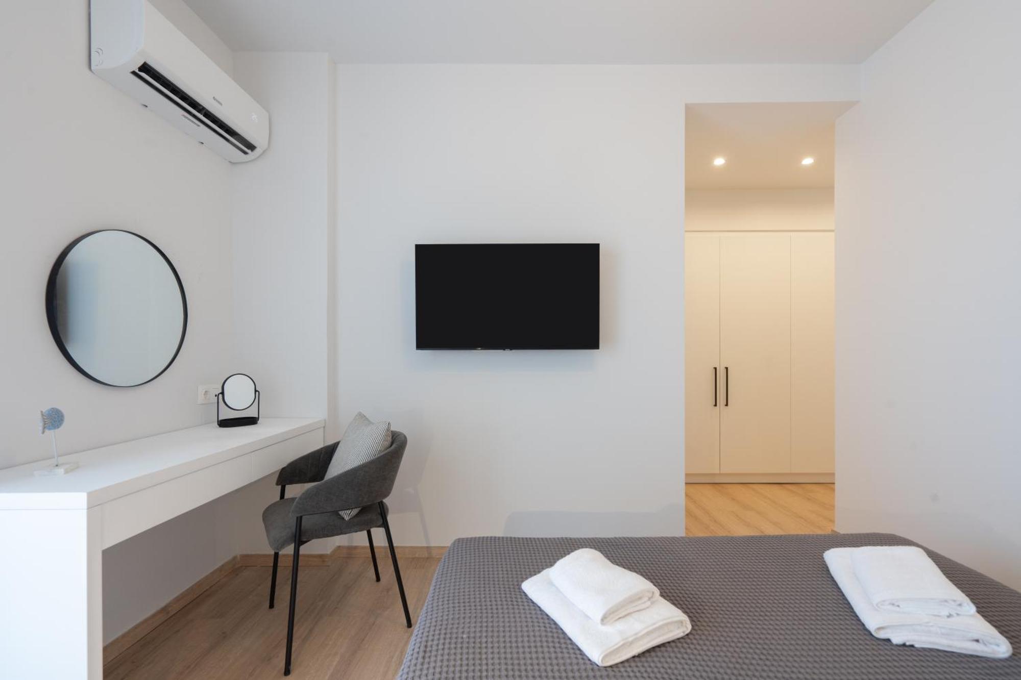 Luxury 4 Bedrooms Apartment Near Flisvos Marina Pireo Esterno foto