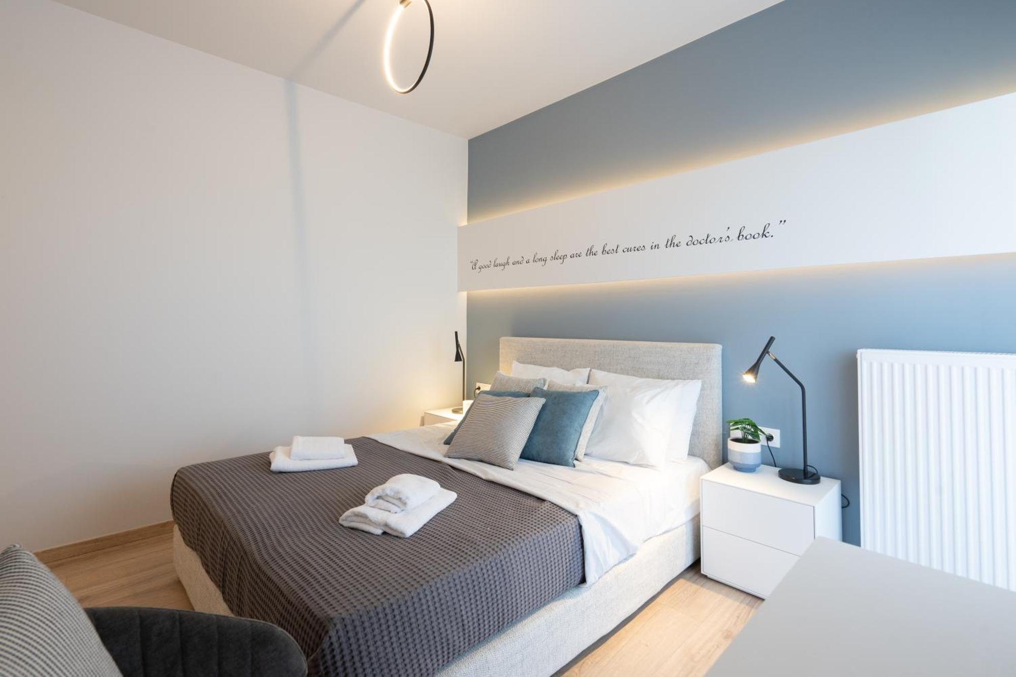 Luxury 4 Bedrooms Apartment Near Flisvos Marina Pireo Esterno foto